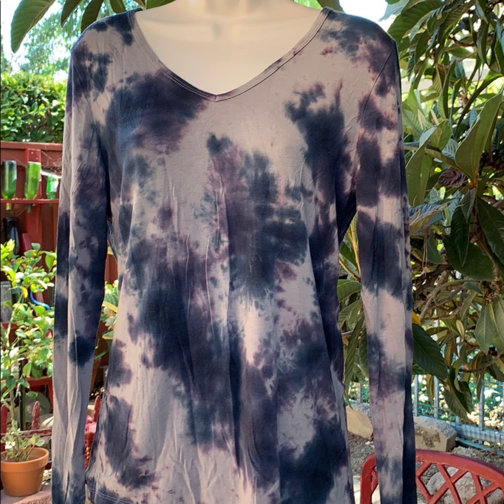 Tie Die Long Sleeves Shirt